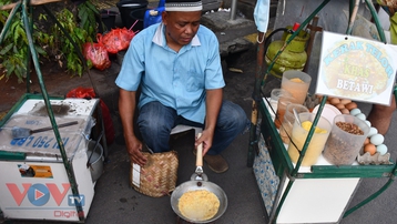 Những món ăn đường phố nhất định phải thử khi đến Indonesia