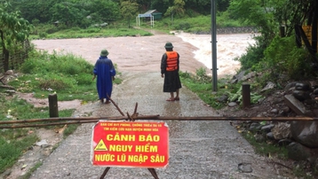 Mưa to gây chia cắt tại miền núi các tỉnh Quảng Bình, Quảng Trị