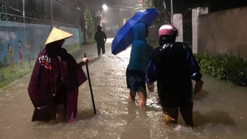 Sơ tán dân tránh ngập lụt và lũ quét ở Thanh Hóa, Nghệ An, Hà Tĩnh