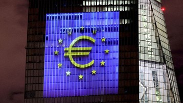 ECB tăng lãi suất kỷ lục, Eurozone vẫn có nguy cơ suy thoái trong năm 2023