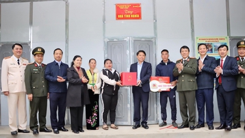 600 hộ nghèo tỉnh Lai Châu nhận nhà mới trước Tết Nguyên đán