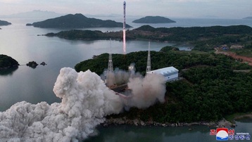 Ngày 17/12, Triều Tiên phóng tên lửa đạn đạo