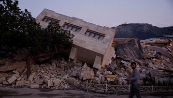 Thổ Nhĩ Kỳ tiếp tục xảy ra thêm động đất