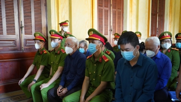 Đại án Ngân hàng Đông Á: Bị cáo Trần Phương Bình tiếp tục hầu tòa lần thứ 4
