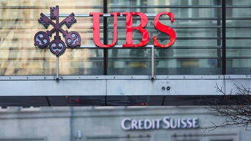 12.000 việc làm có nguy cơ biến mất sau khi UBS tiếp quản Credit Suisse