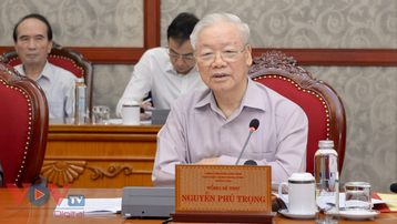 Tổng bí thư Nguyễn Phú Trọng chủ trì cuộc họp Bộ Chính trị