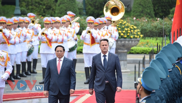 Thủ tướng Phạm Minh Chính chủ trì lễ đón Thủ tướng Đại Công quốc Luxembourg