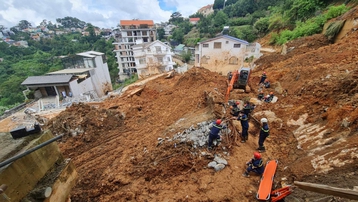 Sạt lở đất tại Đà Lạt: Đã tìm thấy vị trí 2 nạn nhân