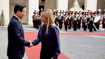 Chủ tịch nước Võ Văn Thưởng gặp Thủ tướng Italy Giorgia Meloni