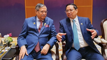 Thủ tướng Phạm Minh Chính gặp Tổng thống Bangladesh