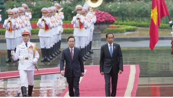 Toàn cảnh lễ đón Tổng thống Indonesia thăm cấp Nhà nước tới Việt Nam