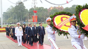 Lãnh đạo Đảng, Nhà nước vào Lăng viếng Chủ tịch Hồ Chí Minh nhân dịp Tết Giáp Thìn