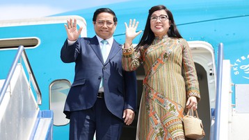 Thủ tướng Phạm Minh Chính tới Auckland bắt đầu chuyến thăm chính thức New Zealand