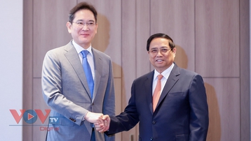 Thủ tướng Phạm Minh Chính tiếp Chủ tịch Samsung, hướng tới đột phá trong các lĩnh vực hợp tác mới