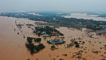 Miền Trung: 44 người thiệt mạng do mưa lũ