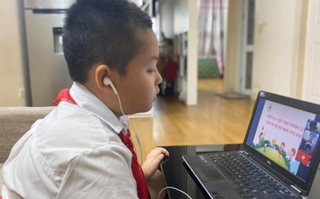 Lo con 'mất gốc' khi học online, phụ huynh chi tiền triệu học thêm