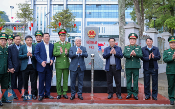 Thủ tướng Phạm Minh Chính thăm Cửa khẩu quốc tế Trà Lĩnh