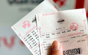 Độc đắc Vietlott hơn 270 tỷ đồng, nhiều người chi trăm triệu mua vé số cầu may
