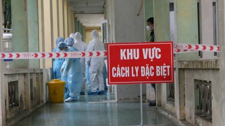 Chiều 13/11, bé gái 9 tuổi cùng 2 người khác mắc COVID-19, Việt Nam có 1.256 bệnh nhân