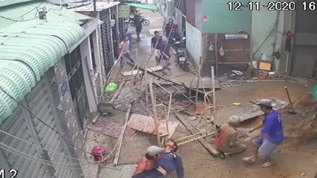 Ba công nhân bị thương do sập giàn giáo ở quận Tân Bình, TP HCM