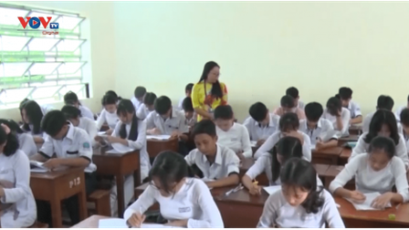 Trung tâm Y tế huyện Phú Quốc tổ chức khám sức khỏe cho học sinh trên địa bàn 