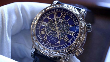 Những chiếc đồng hồ xa xỉ "nức tiếng" ở Việt Nam nhưng không phải vì giá