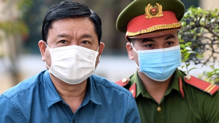 Ông Đinh La Thăng bị đề nghị 10-11 năm tù