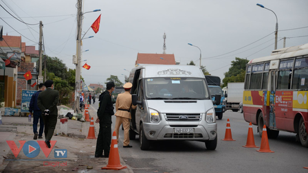 Tạm dừng các hoạt động vận tải khách đường bộ, đường thủy trên địa bàn tỉnh Quảng Ninh