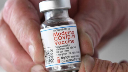 Vì sao Moderna từ chối chia sẻ công thức sản xuất vaccine ngừa Covid-19?