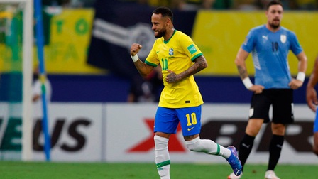 Neymar cùng hàng công thăng hoa, Brazil vùi dập Uruguay