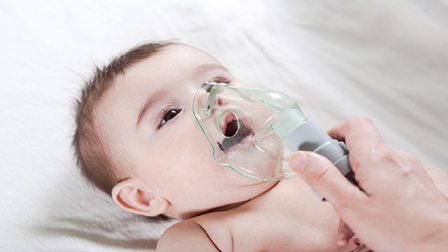 Ngoài virus SARS-CoV-2 và virus cúm, cần lưu tâm đến virus hợp bào hô hấp ở trẻ