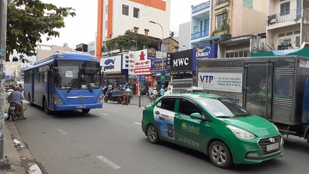 TP.HCM hoạt động trở lại xe buýt, ô tô công nghệ, taxi từ ngày 5/10