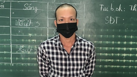 Bình Thuận: Bắt giam kẻ hành hung mẹ ruột, chém luôn cả người thi hành công vụ