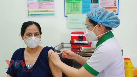 Cần Thơ: Tiêm vaccine COVID-19 cho phụ nữ mang thai và đang cho con bú