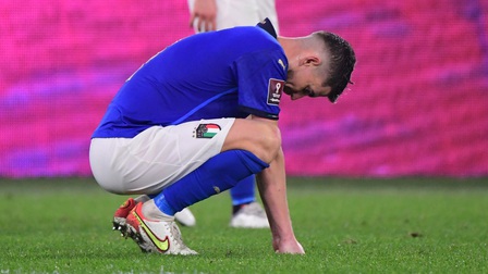 Jorginho sút hỏng 11m, ĐKVĐ EURO Italia run rẩy giữ ngôi đầu bảng