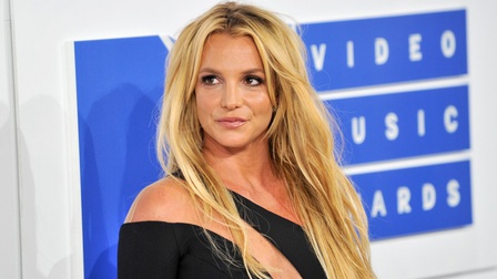 Britney Spears vẫn đang đối mặt với chứng trầm cảm, rối loạn lo âu