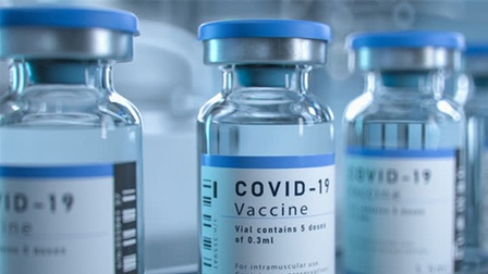 Vì sao một số nước chỉ tiêm 1 liều vaccine COVID-19 cho trẻ trên 12 tuổi?