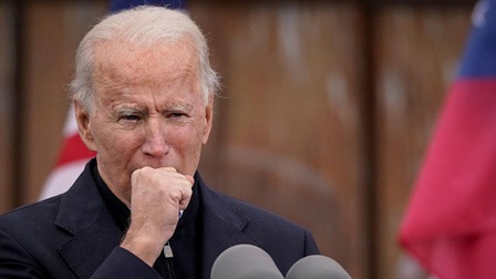 Cập nhật về ca khám sức khoẻ tiết lộ lý do ông Biden hay hắng giọng và 'dáng đi bất thường'