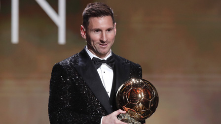 Lionel Messi giành Quả bóng Vàng 2021