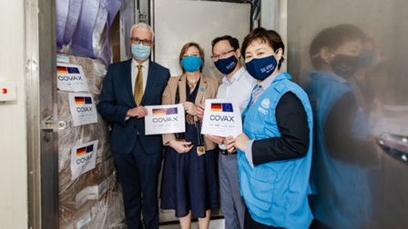 Thêm 2,5 triệu liều vaccine Moderna do Đức hỗ trợ về Việt Nam
