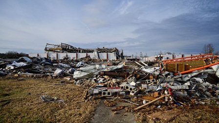 Mỹ: Hơn 100 người vẫn đang mất tích sau thảm hoạ lốc xoáy tại bang Kentucky