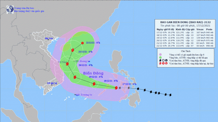 Bão số 9 giật cấp 17 di chuyển nhanh vào khu vực biển từ Phú Yên - Khánh Hòa