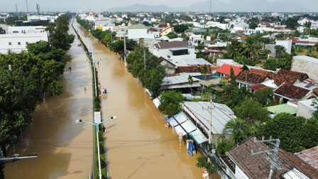 Thời tiết hôm nay: Miền Bắc trời rét, miền Trung mưa to