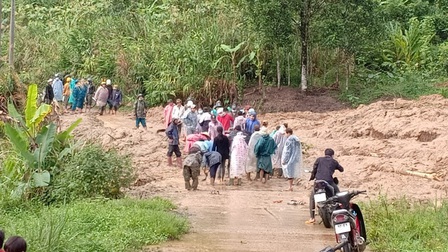 18 người chết và mất tích do mưa lũ ở miền Trung và Tây Nguyên
