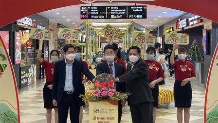 WinMart triển khai Hội chợ đặc sản vùng miền Việt Nam, tung giỏ quà Tết chỉ từ 299.000đ