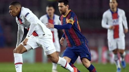 PSG đè bẹp Barca: Mbappe làm lu mờ Messi