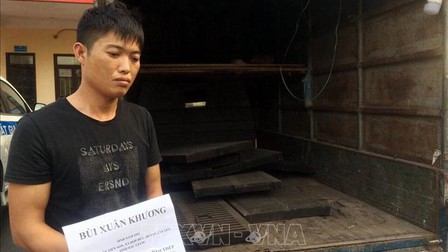 Lạng Sơn: Bắt giữ đối tượng trộm cắp nắp cống thoát nước trên đường cao tốc