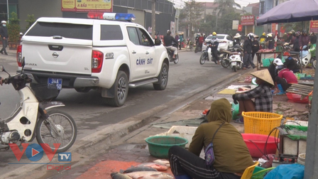 Hải Dương: Vẫn còn tình trạng tập trung đông người tại TP Chí Linh, vô tư đi chơi, mua sắm