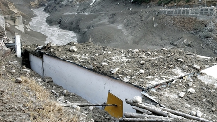 Ấn Độ: Hơn 125 người mất tích sau vụ đứt vỡ sông băng trên dãy Himalaya