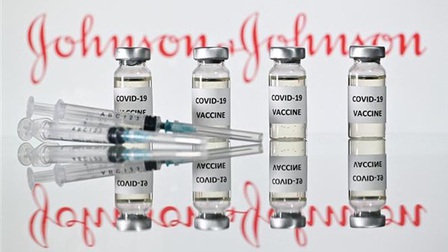 Mỹ khuyến nghị sử dụng vắc-xin của Johnson & Johnson cho người trên 18